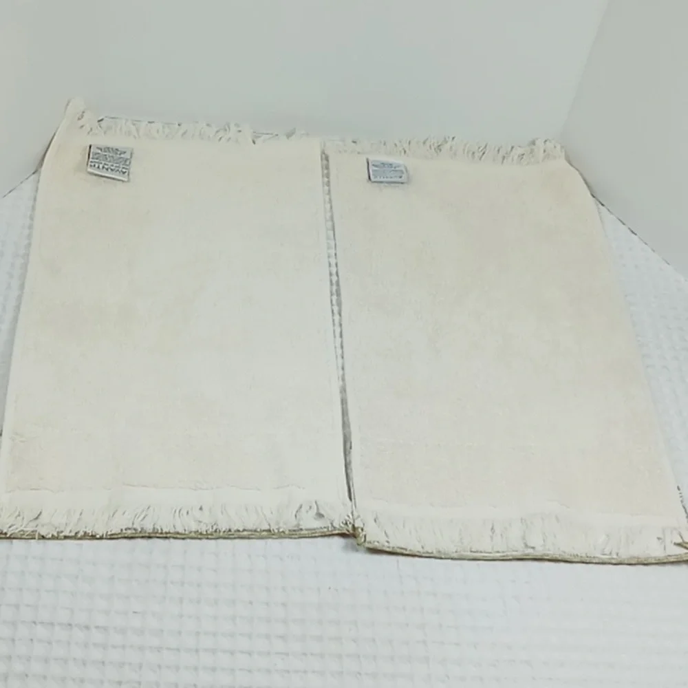 2 Avanti Colony Palm Cotton Fingertip Towels Ivory/Green Embellished Beading